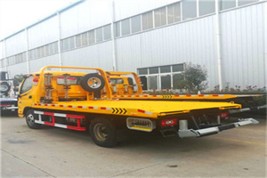 东丽区附近拖车救援搭电